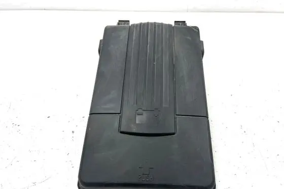 Skoda Superb B6 (3T) Battery box tray cover/lid 1K0915443C