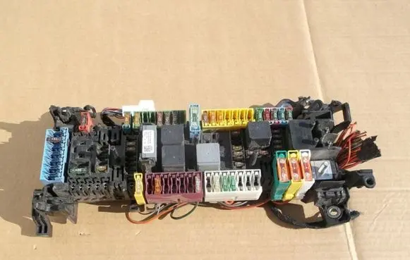 Mercedes-Benz CLA C117 X117 W117 Fuse box set
