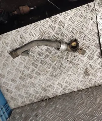 Volvo V50 Engine coolant pipe/hose