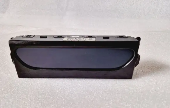 Hyundai Genesis Screen/display/small screen 943002M100