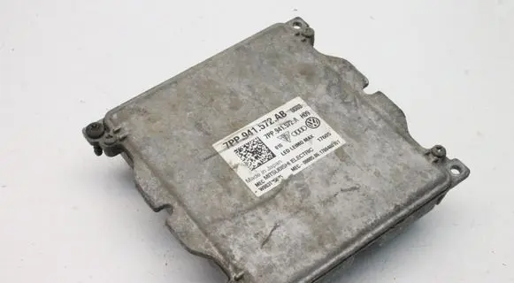 Audi A4 S4 B9 8W LED ballast control module 7PP941572AB