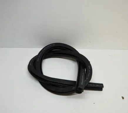 Audi A7 S7 4G Rubber seal rear door 4G8833707A