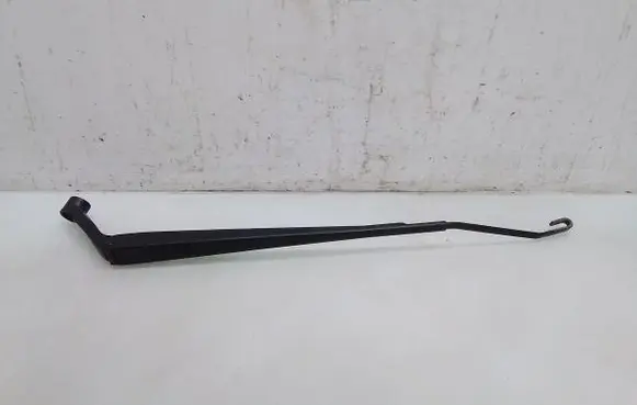 Toyota Avensis T250 Front wiper blade arm