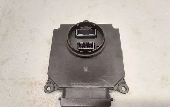 Lexus NX LED ballast control module 8990824050 3180070812