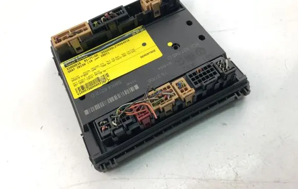 Seat Ibiza III (6L) Comfort/convenience module 6Q1937049D