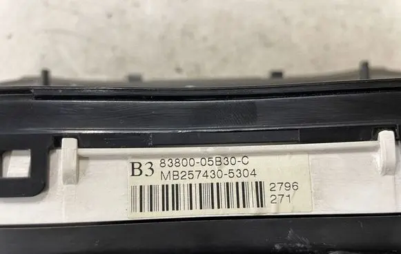 Toyota Avensis T250 Speedometer (instrument cluster) 8380005B30C MB2574305304
