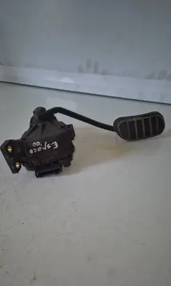 Renault Espace III Accelerator throttle pedal 6PV00811908 025315453G