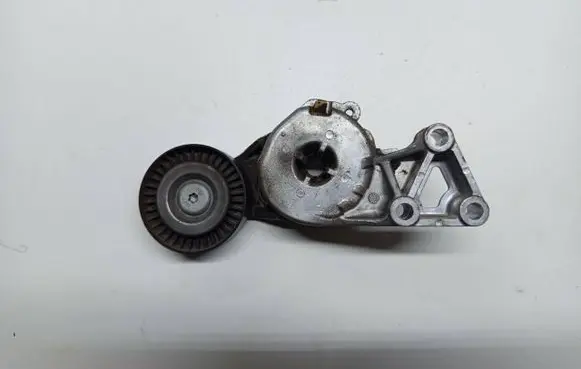 Audi A3 S3 8P Generator/alternator belt tensioner