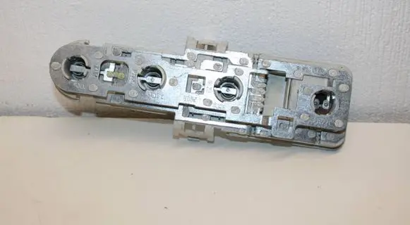 Audi A4 S4 B5 8D Tail light bulb cover holder 8D9945257