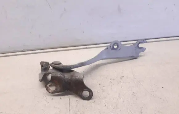 Mazda Premacy Engine bonnet/hood hinges