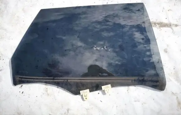 Nissan Murano Z50 Rear door window glass 8032050a01 80320-50a01