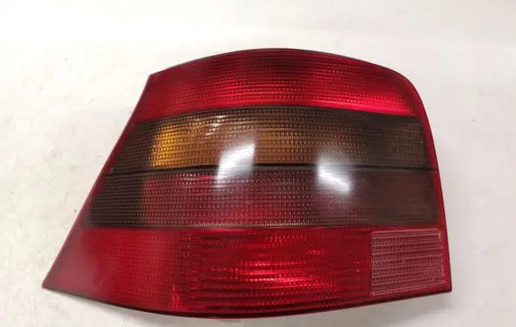 Volkswagen Golf IV Rear/tail lights 148185 148197