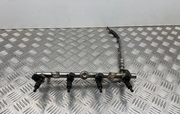 Mercedes-Benz CLC CL203 Fuel main line pipe A2710780423 2710410