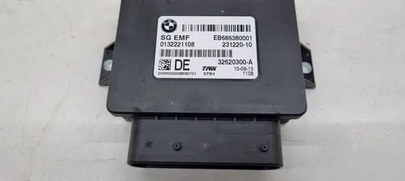 BMW 5 F10 F11 Hand brake control module 6863800