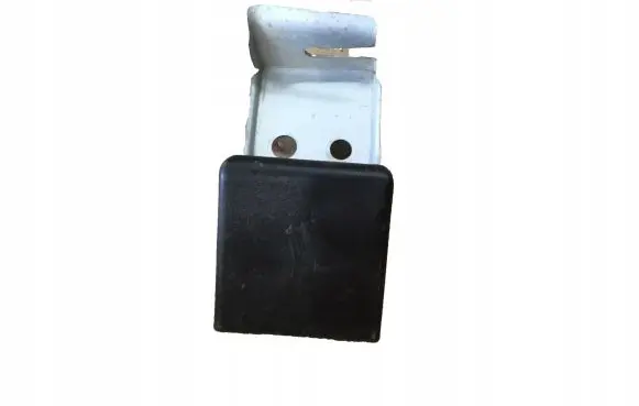 Isuzu D-Max Fuel cap release pull handle 