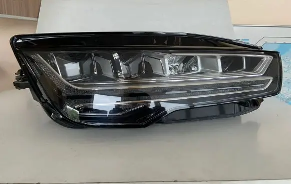 Audi A7 S7 4G Headlight/headlamp 4G8941034K