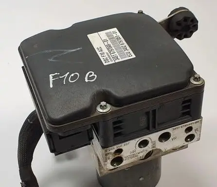 BMW 5 F10 F11 ABS Pump 6797049