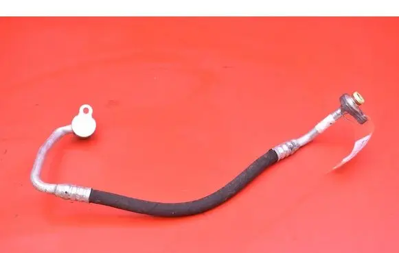 Volvo V40 Air conditioning (A/C) pipe/hose