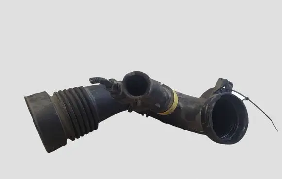 Peugeot 308 Air intake hose/pipe 1160116S01
