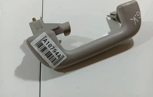 Toyota Corolla Verso AR10 Rear interior roof grab handle