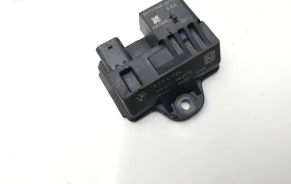 Glow plug pre-heat relay