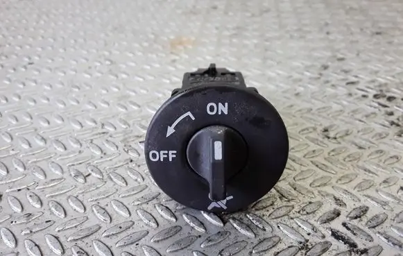 Renault Scenic II - Grand scenic II Passenger airbag on/off switch 8200169589B
