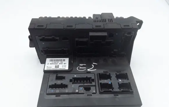Mercedes-Benz E W211 Fuse module 2115457401 00403133