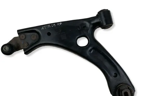 Volvo XC40 Front lower control arm/wishbone 32221283