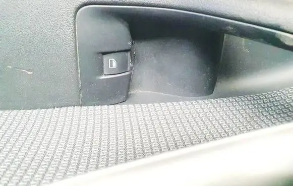 Audi A3 S3 8P Electric window control switch 5g38701223