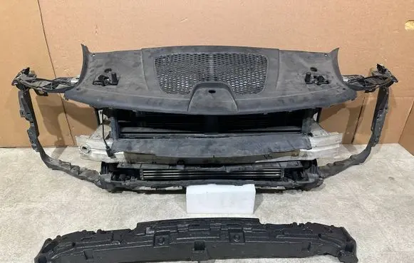 Porsche Macan (95B) Radiator support slam panel 