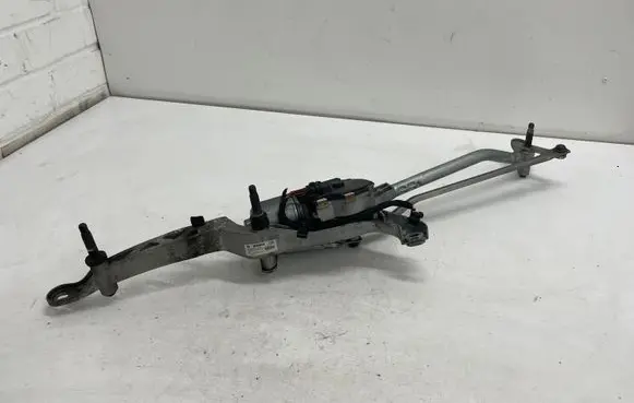Mercedes-Benz CLS C218 X218 Front wiper linkage and motor 3397021442