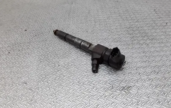 Opel Vectra C Fuel injector 0445110159