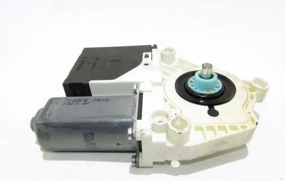 Seat Toledo III (5P) Front door window regulator motor 1t0959702f