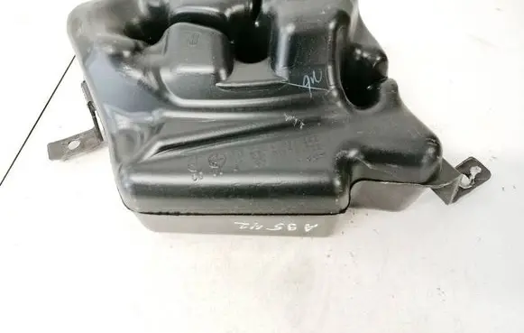 Intake resonator