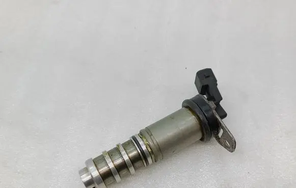 BMW X5 E70 Camshaft vanos timing valve 8605123