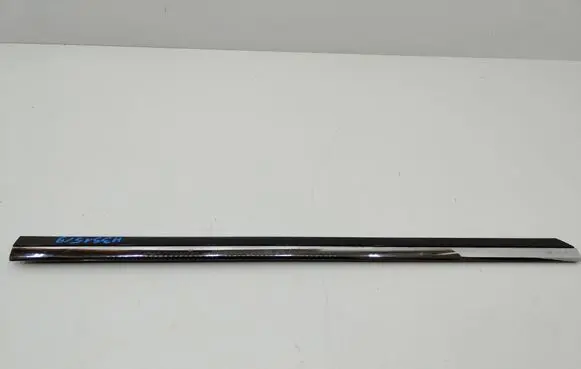 Volkswagen PASSAT B8 Front door trim (molding) 3G0854939C