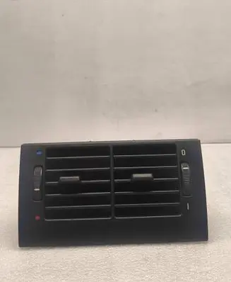 BMW 5 E39 Rear air vent grill 8376150