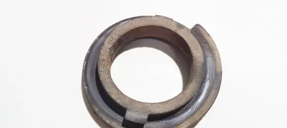 Ford Mondeo MK IV Front coil spring rubber mount 6g915599baa 6g91-5599-baa
