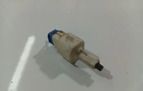 Toyota Corolla Verso AR10 Brake pedal sensor switch