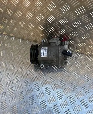 Volkswagen Tiguan Air conditioning (A/C) compressor (pump) 5N0820803E