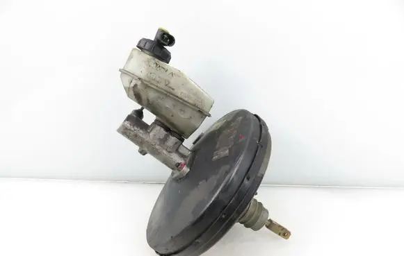 Renault Megane I Brake booster 8200069904A