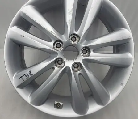 Hyundai ix35 R18 alloy rim 
