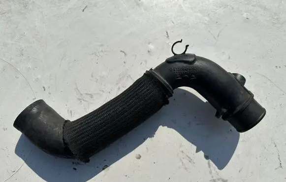 Lexus IS 220D-250-350 Intercooler hose/pipe 1730326030 1730926010
