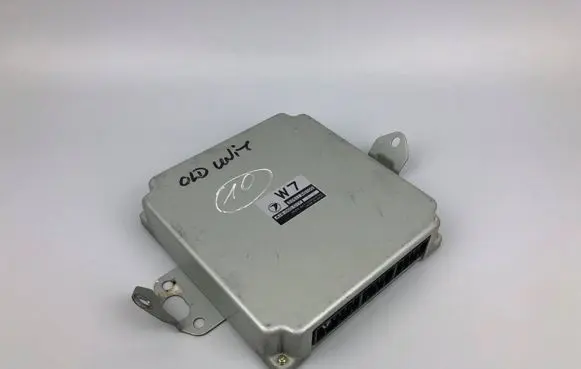 Subaru Outback Engine control unit/module 22611AG100