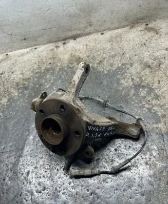 Opel Vivaro Front wheel hub