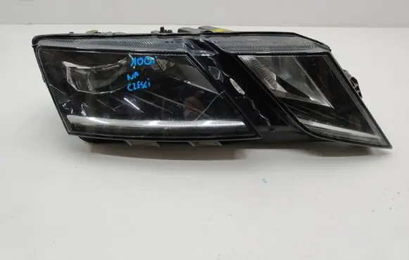 Skoda Octavia Mk3 (5E) Headlight/headlamp 5E1941016D