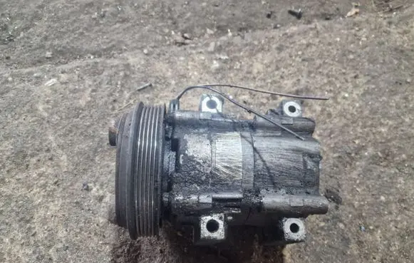 Ford Mondeo MK II Air conditioning (A/C) compressor (pump)