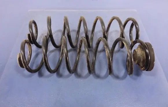 Volkswagen Polo Rear coil spring