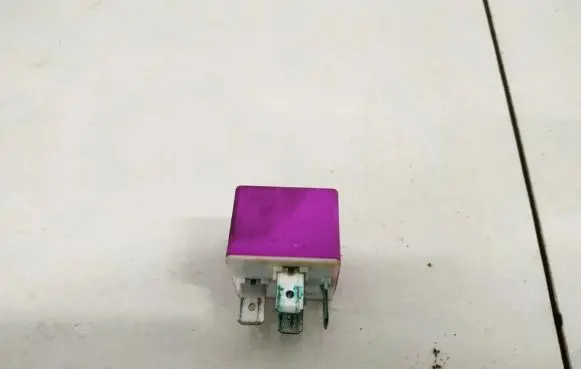 Peugeot 806 Other relay 12v25a03517