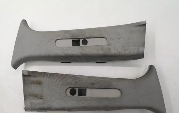 Mercedes-Benz A W169 (B) pillar trim (top) A1696900325 A1696900425